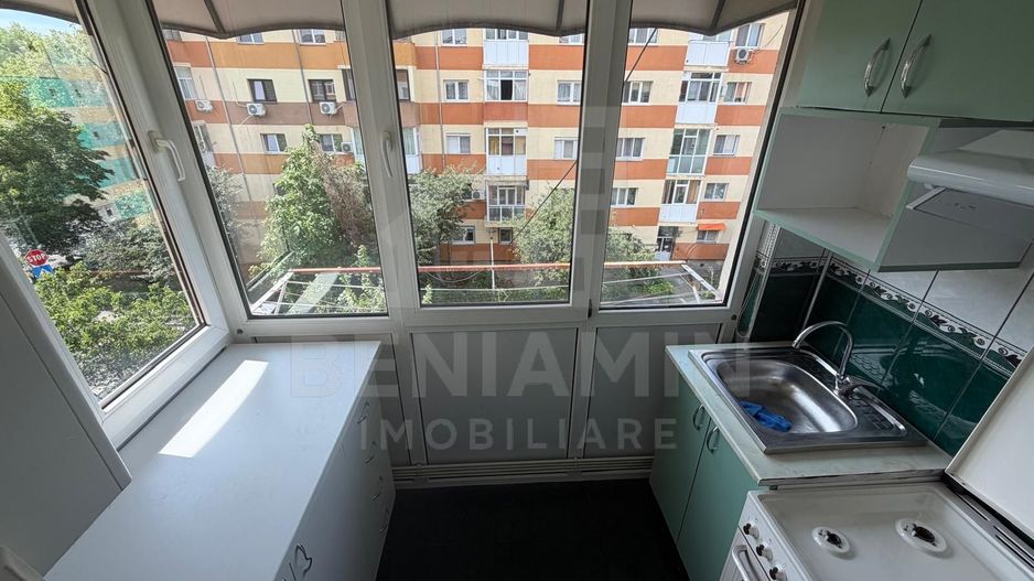 2 decomandate - etaj 3 - centrala proprie - 1980 - Rovine Posta - Poză 8