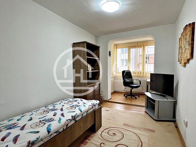Apartament de închiriat cu 4 camere în zona Decebal, Oradea - Poză 5