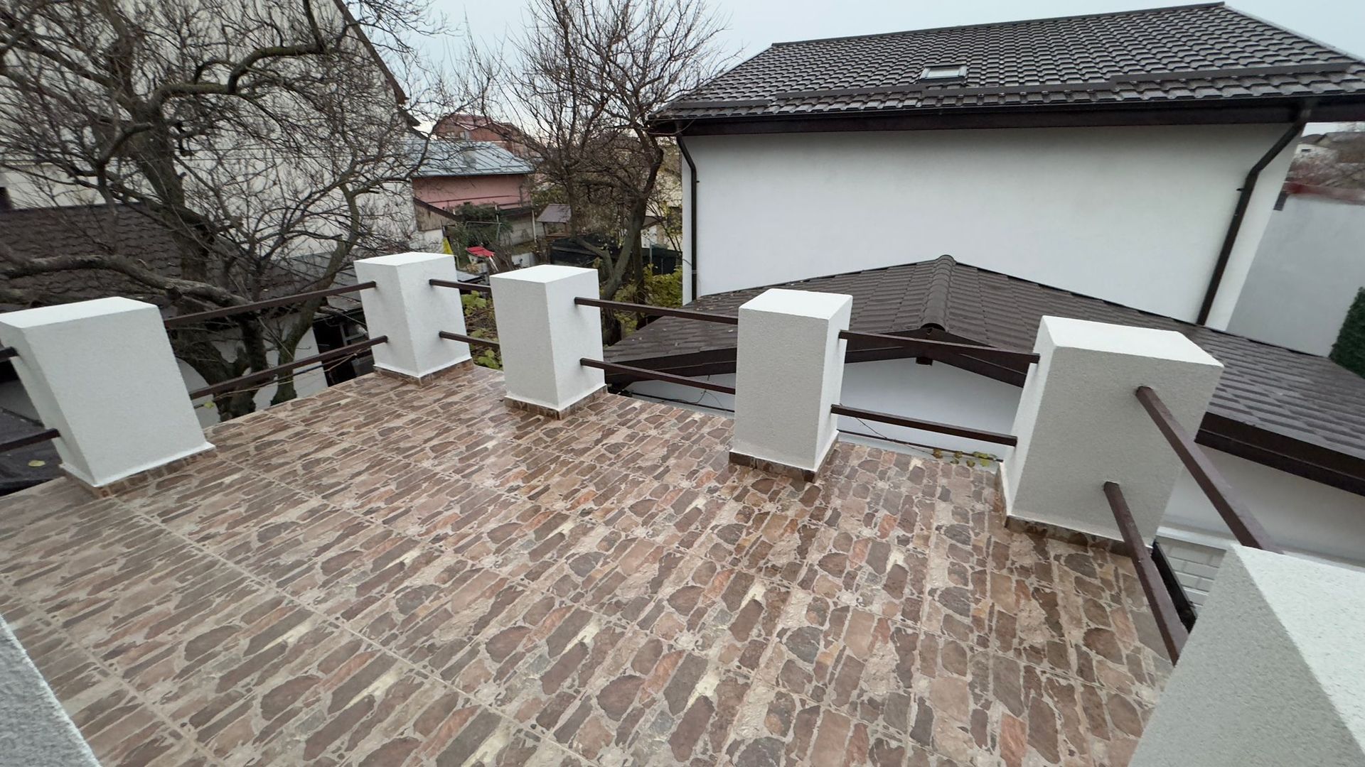 CASA SINGLE 4 CAMERE, TEREN 182 MP, TERASA, FINISAJE MODERNE, COMIS 0% - Poză 2