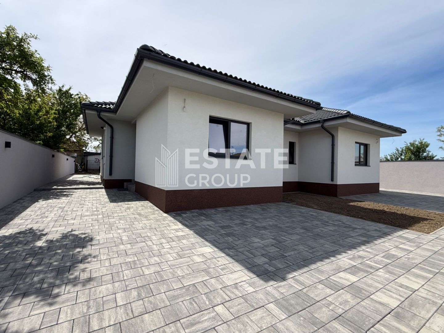 Duplex pe parter Mosnita Veche - Poză 1