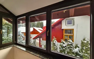 Comision 0 - Apartament în vilă, spațios, priveliște spre cabana Postăvaru - Poză 13