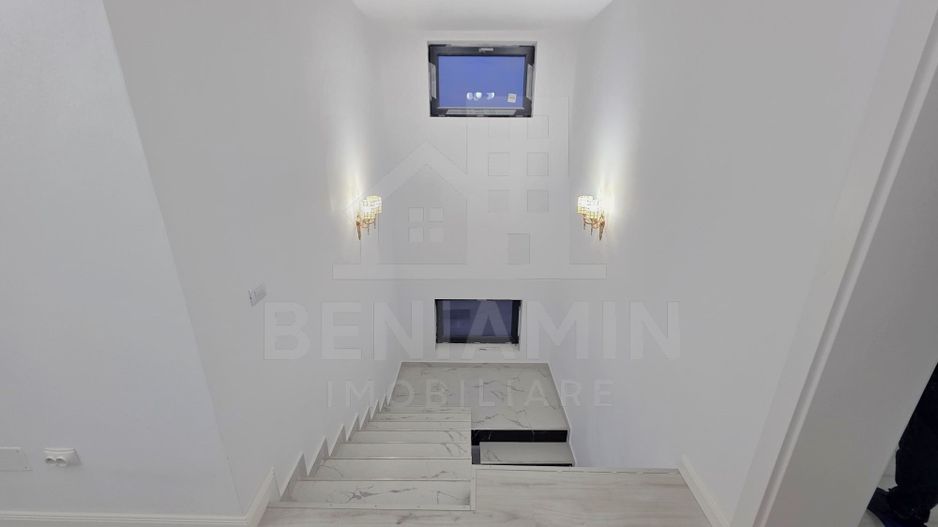 Casa noua 4 dormitoare 2 bai P+1 zona Selgros Teilor - Poză 12