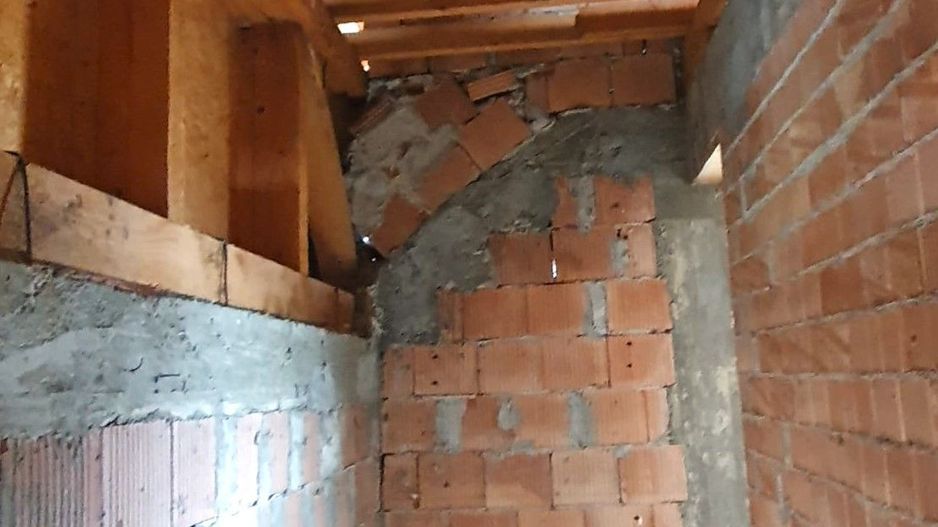 Casă la roșu de vânzare în Hărman, Cartierul Tineretului - Poză 10