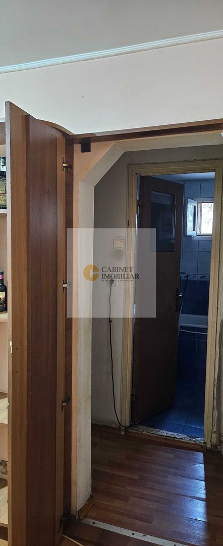 2 Camere - 52MP | Reabilitat | 1980 | Metrou Crangasi la 4 minute - Poză 4