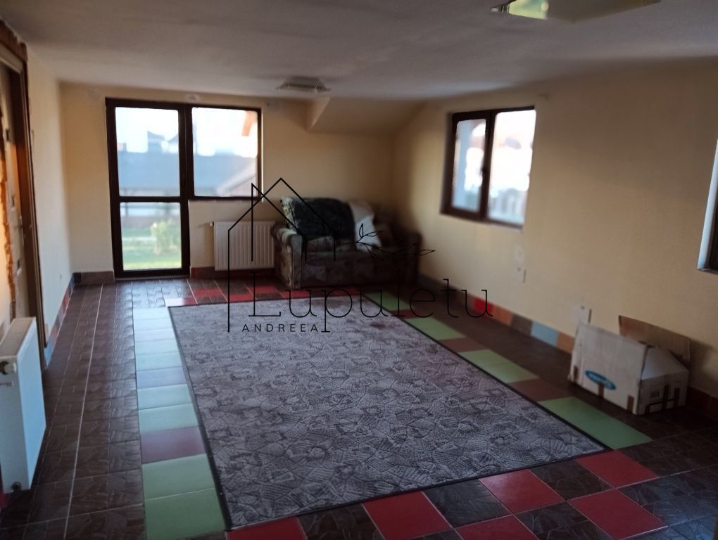 Casă de Vânzare | Șelimbăr  6 Camere | 178 MPU | Teren 210 MP - Poză 2