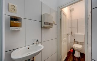 Ultracentral - zona Polona - 3 camere cu dependinte si GARAJ propriu - Poză 19