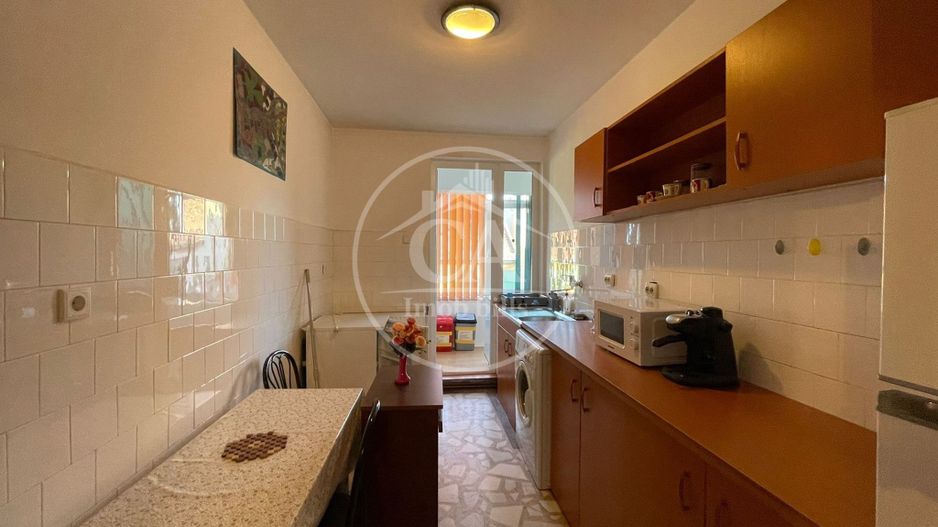Apartament de închiriat cu 5 camere în zona Ultracentrală, Oradea - Poză 11
