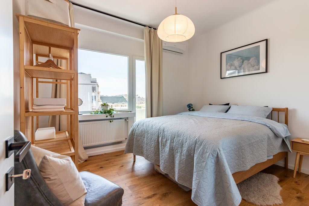 Penthouse superb de vânzare - 4 camere,  mobilat premium, vedere superbă - Poză 2