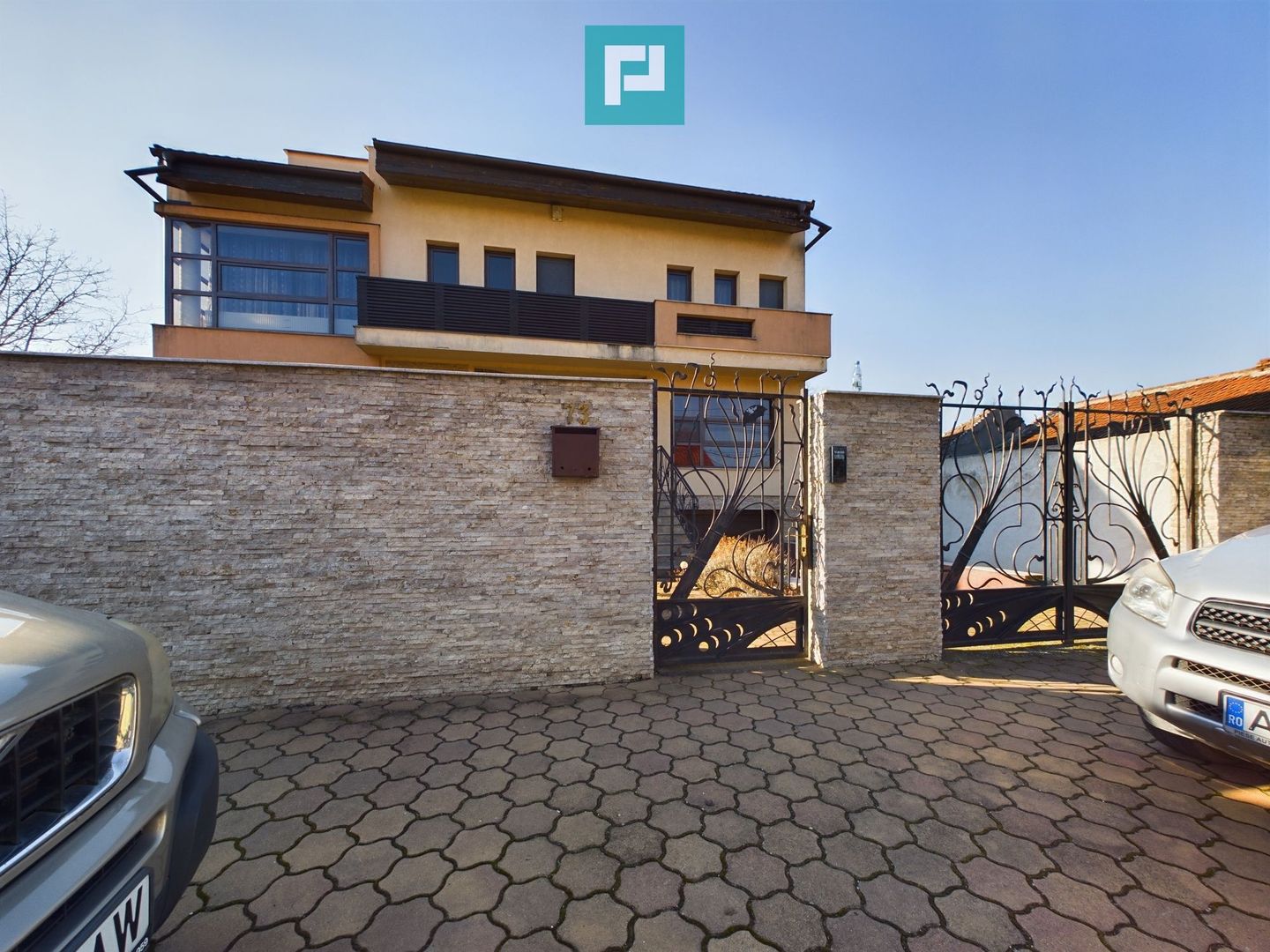 Vilă spațioasă cu 8 camere, Grădiște - Poză 4