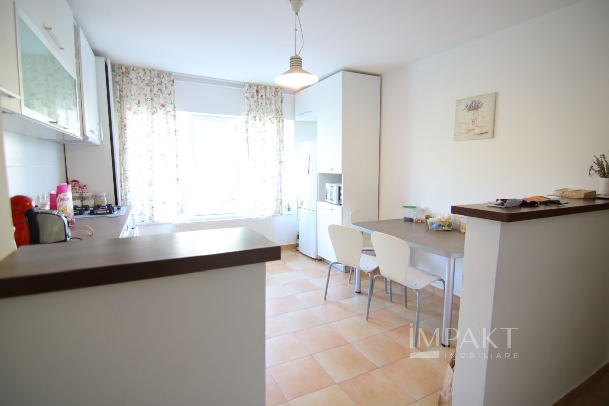 Apartament cu 2 camere, in Zorilor, str. Lunii! - Poză 3