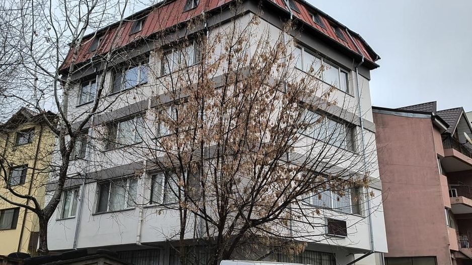 13 Septembrie- Casa Poporului- Uranus- adiacent - Poză 1