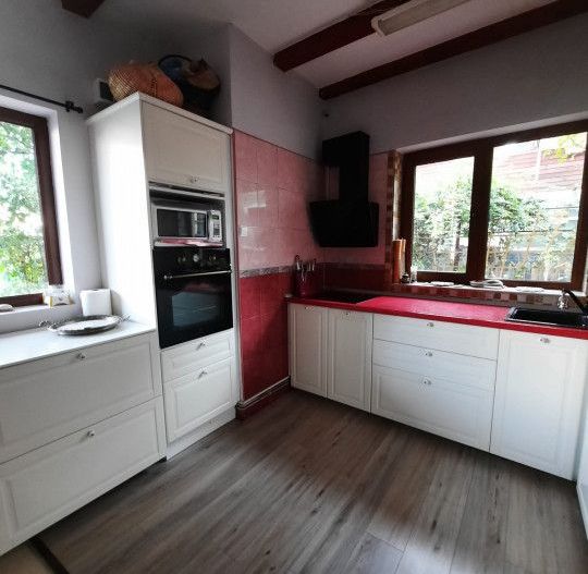 De inchiriat casa moderna P+1, renovat, ultracentral, zona foarte buna - Poză 4