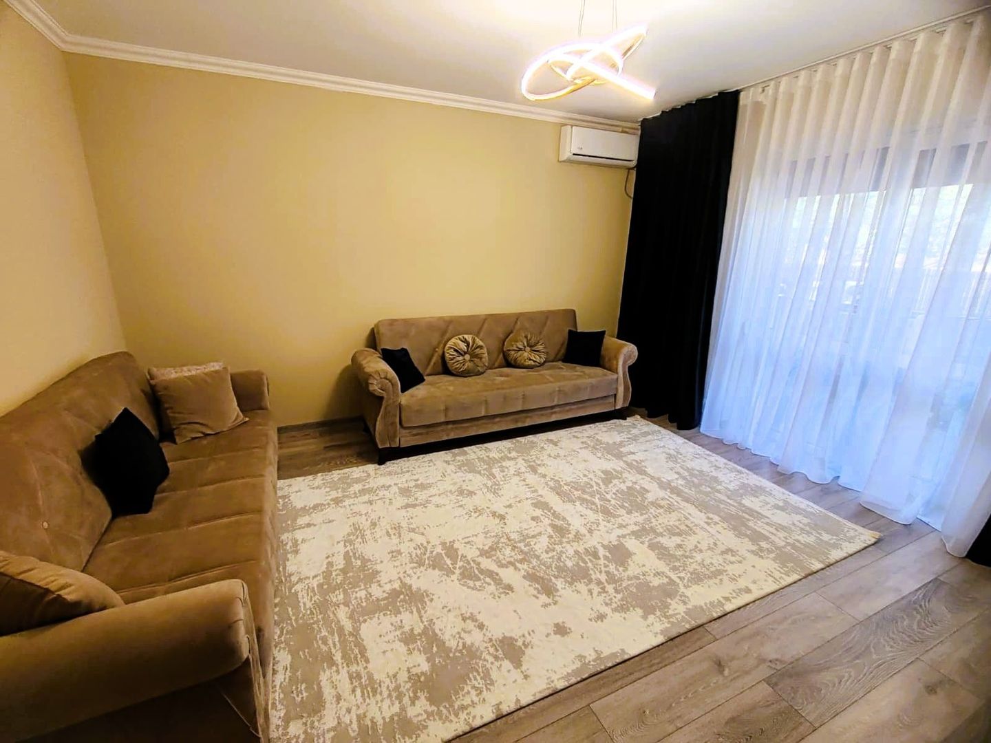 3 camere | 90 mp + curte 45 mp | Mobilat si Utilat Premium | Top - Poză 56