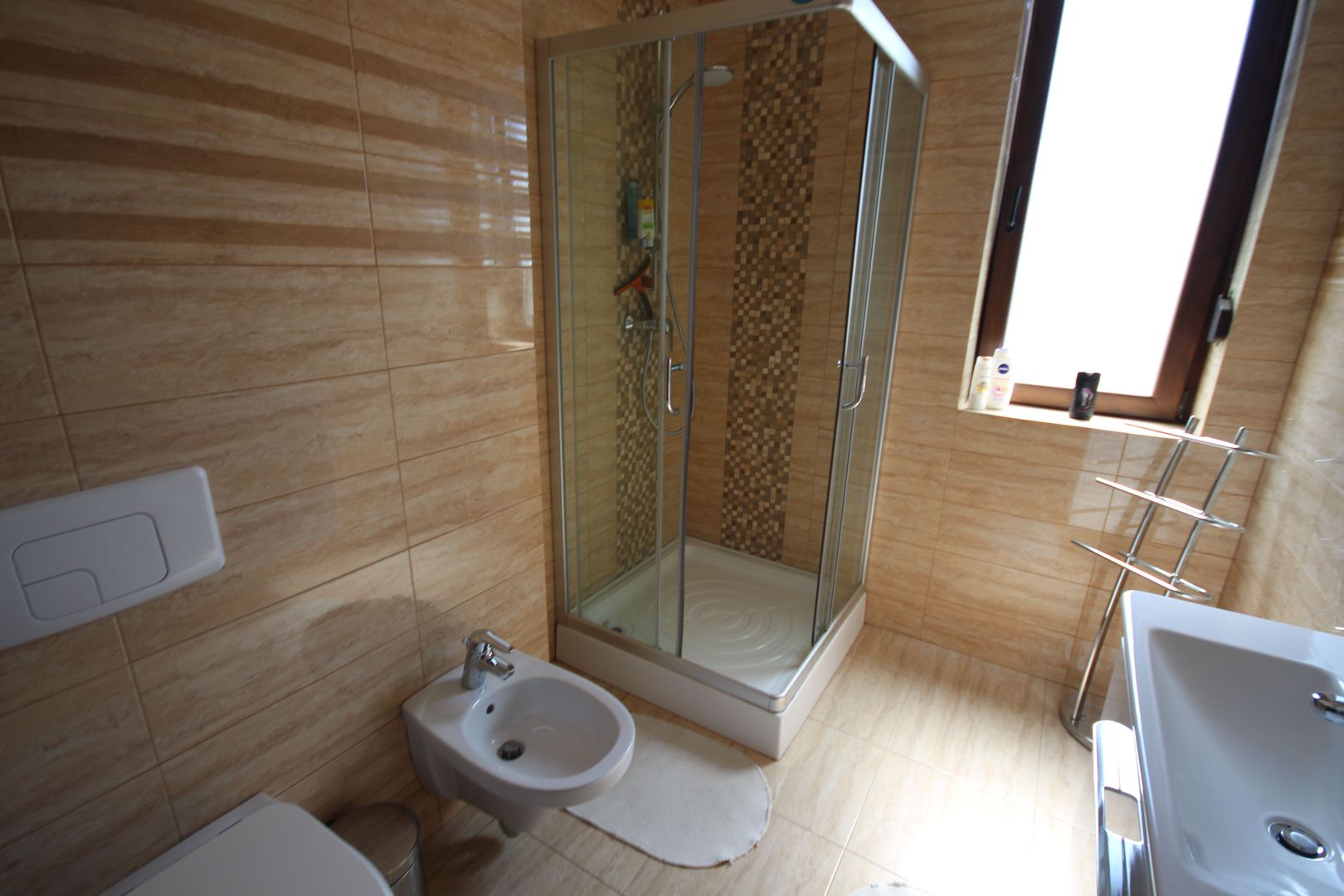 Spațios 4 camere, zona Braytim - Poză 13