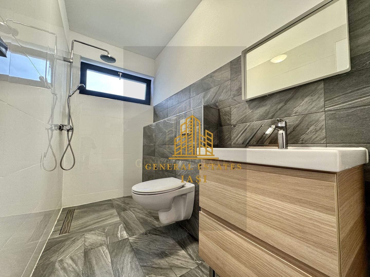 Vânzare Casă P+E în Bârnova-Gata de mutare imediata - Poză 14