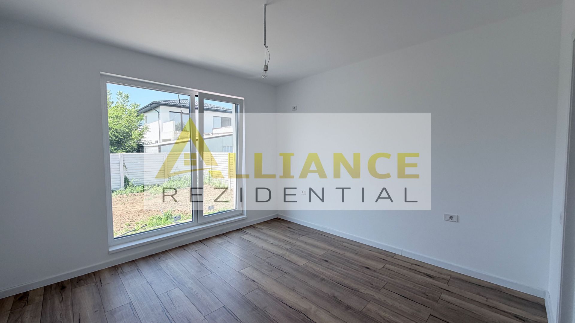Casa Individuală - 4 camere - 2 bai - 454 mp teren - Poză 9