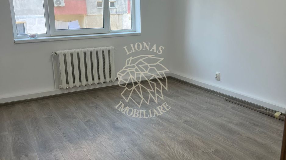 Apartament 2 camere 52mp+balcon-etaj 2-renovat-Zona Andrei Muresanu - Poză 3