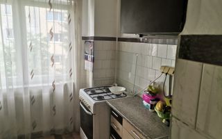 Vanzare apartament 2 camere, Banat - Poză 5