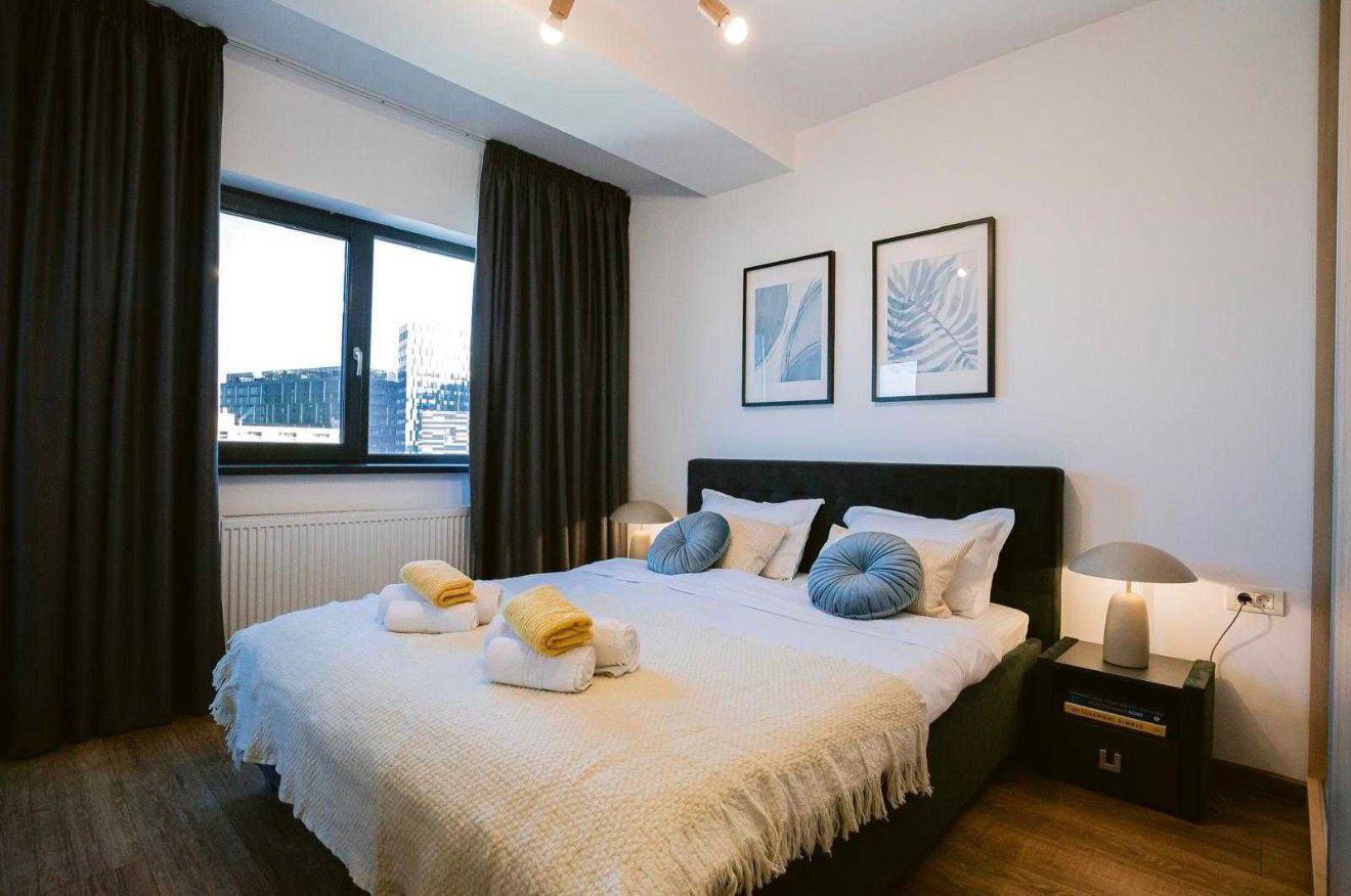 Regie I 2 camere I Modern - Poză 1