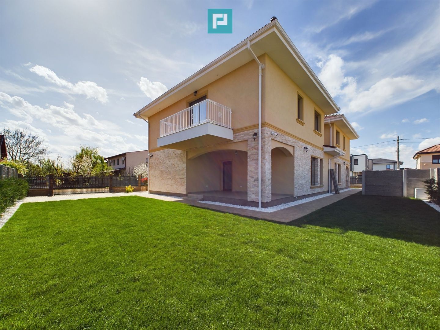 Casă tip duplex Dumbrăvița despărțit prin spațiu tehnic - Poză 9