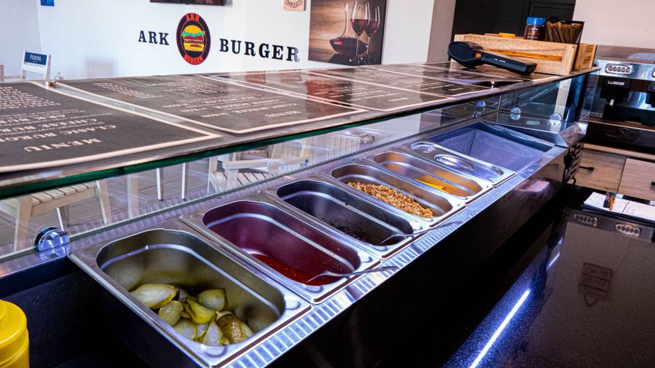 COMISION 0% | Burgerie complet echipată de vânzare – Șag - Poză 4