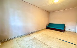 De vanzare apartament cu 3 camere pe strada Izlazului! - Poză 1