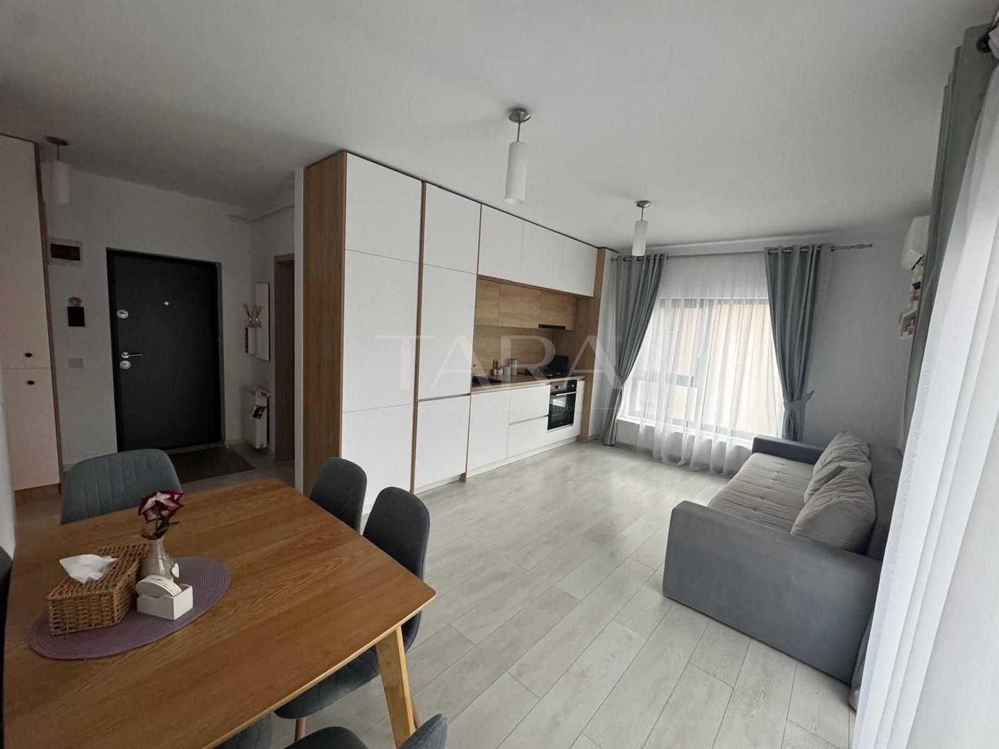 Apartament modern cu 2 dormitoare și living open-space, etaj 1. - Poză 2