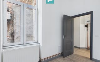 Spațiu central Jiga – birou sau locuință - Poză 9