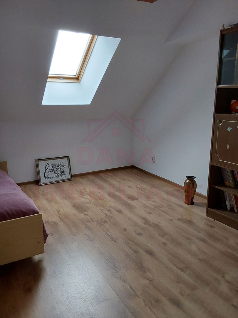 CASĂ P+E, 360 MP, 5 CAMERE\ OȚELU-ROȘU\ZONA GAI - Poză 16