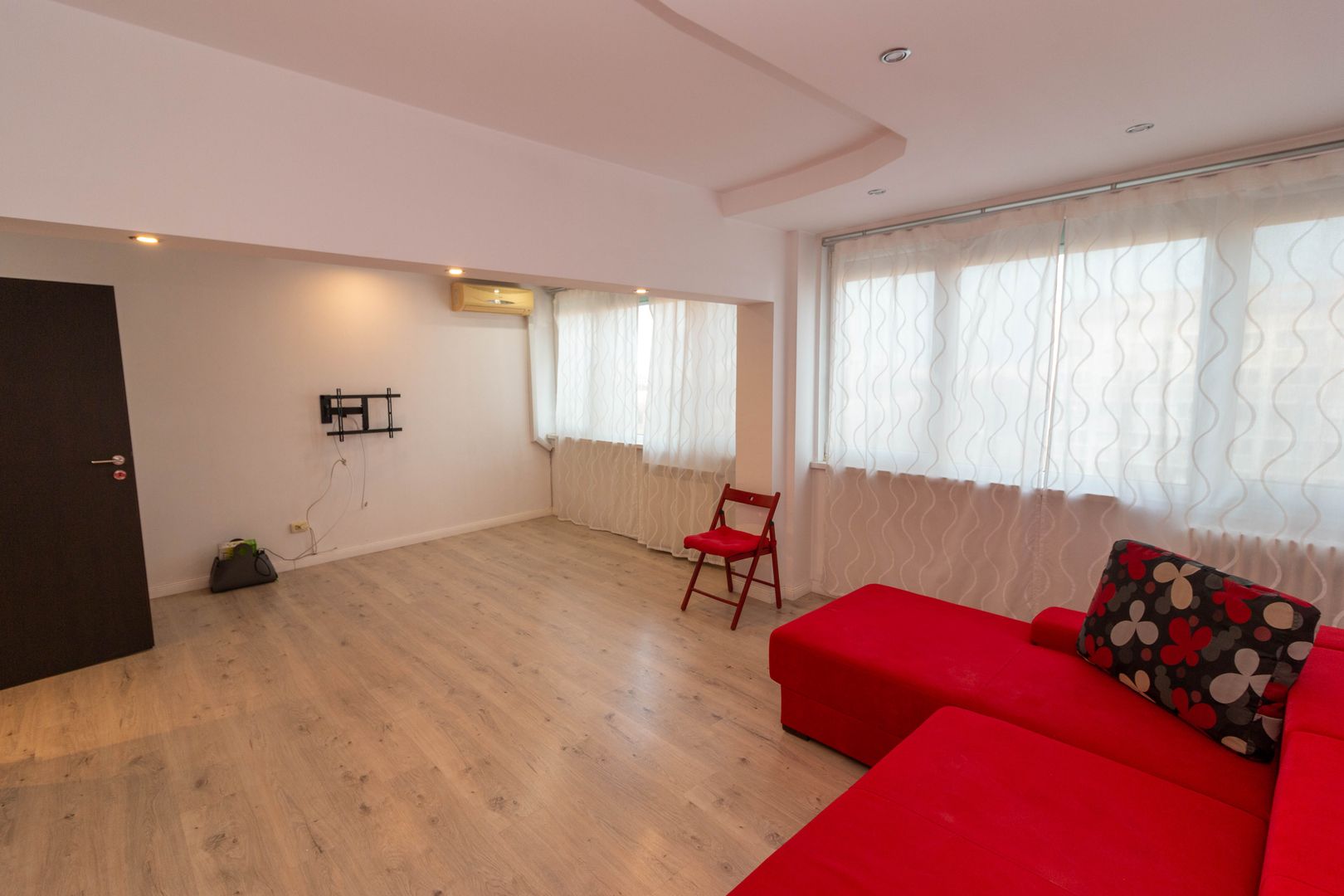 Apartament cu 2 camere decomandat de vanzare in zona Muncii Basarabia - Poză 9
