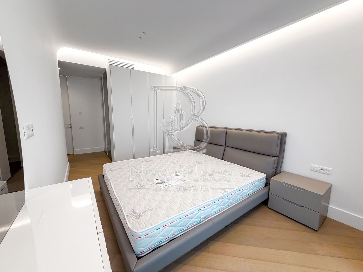 CORTINA 126 | Apartament exclusivist | Terasa 25 mp | ULTRA LUX - Poză 8