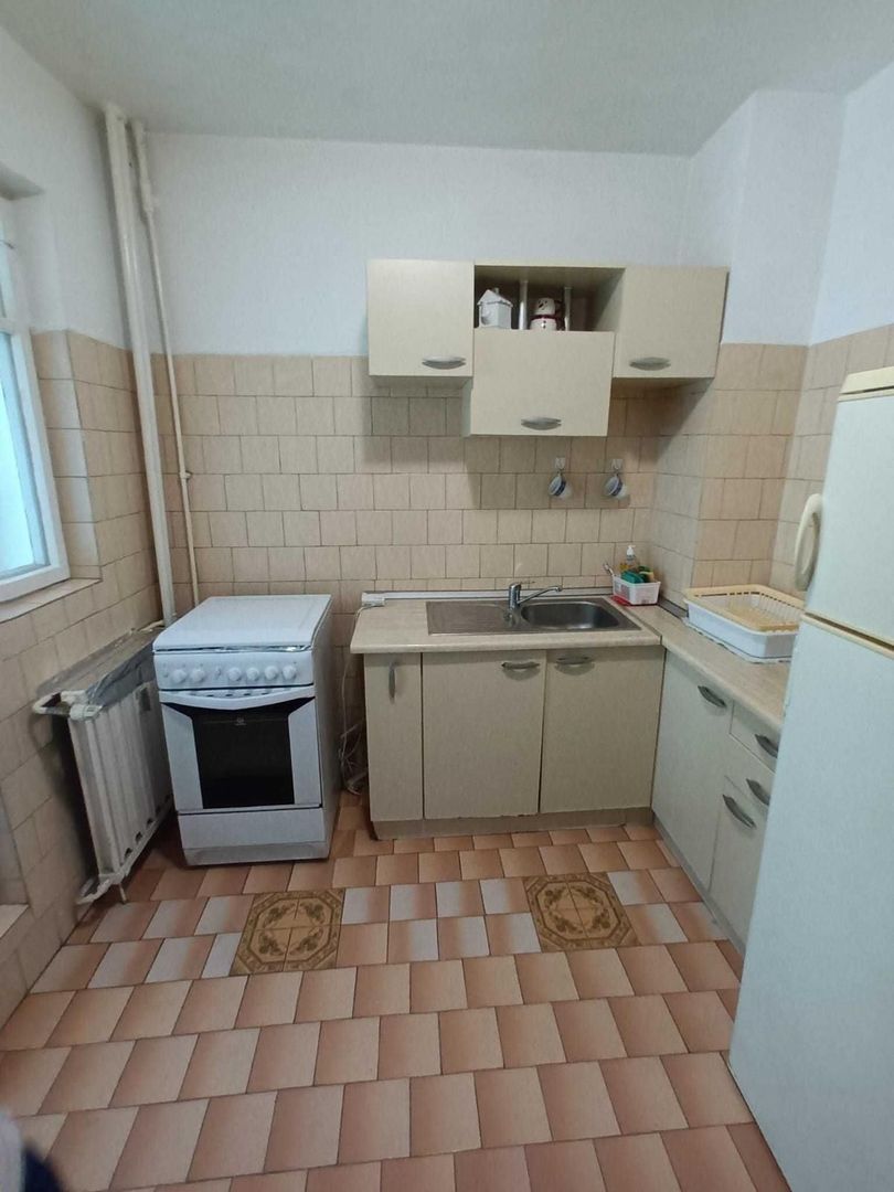 AP. 2 CAMERE PIATA SUDULUI, BUCATARIE INCHISA, METROU 6 MINUTE - Poză 5