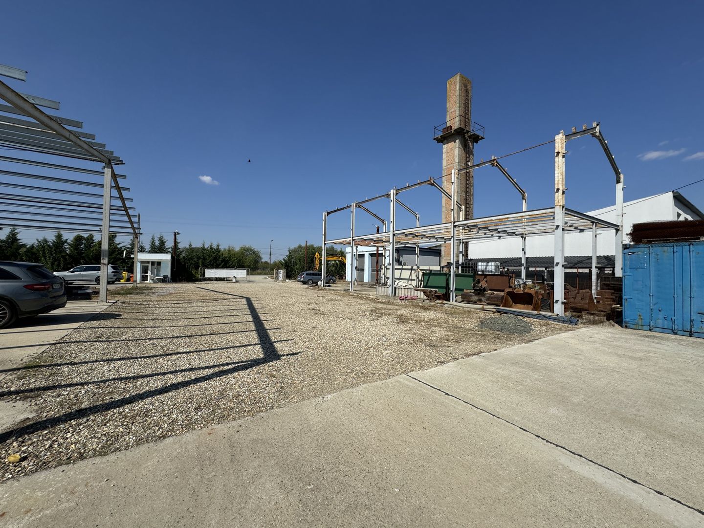 Spatiu industrial cu teren, hala, atelier, apartament, birou - Poză 2