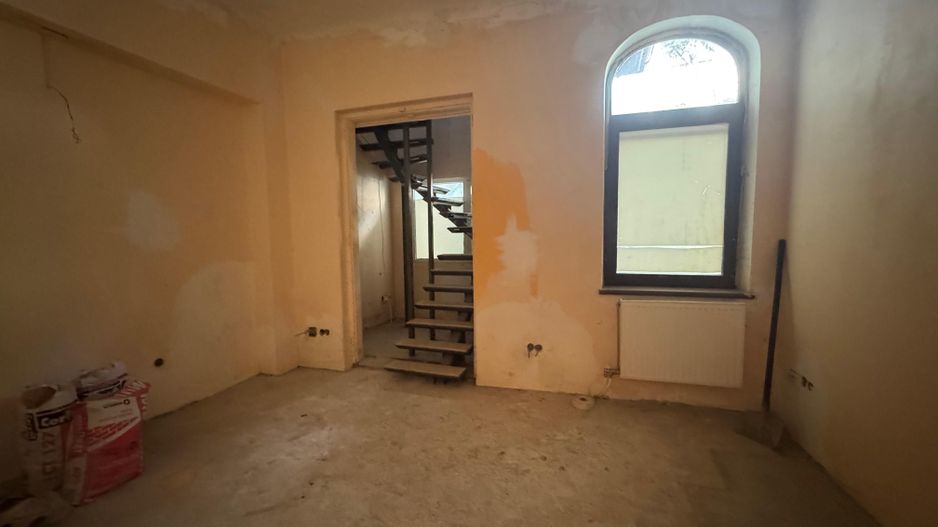 VILĂ CU POTENȚIAL MULTIPLU| CALEA DOROBANȚI - Poză 11