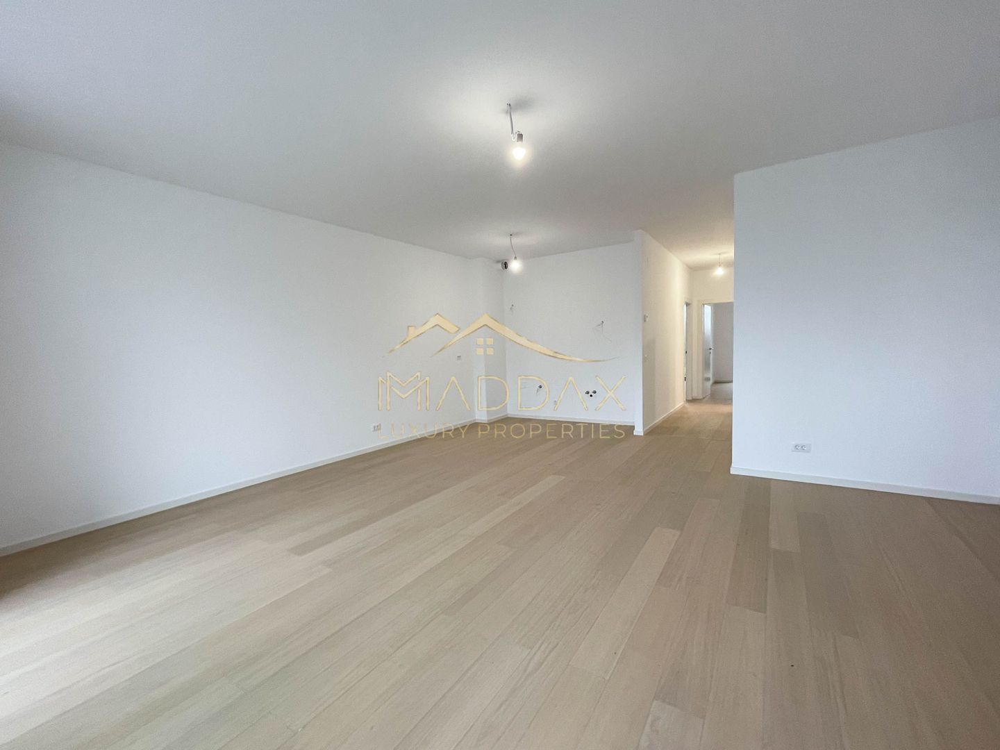 4 rooms apartment***181sqm***// 84sqm garden // Baneasa - Poză 11