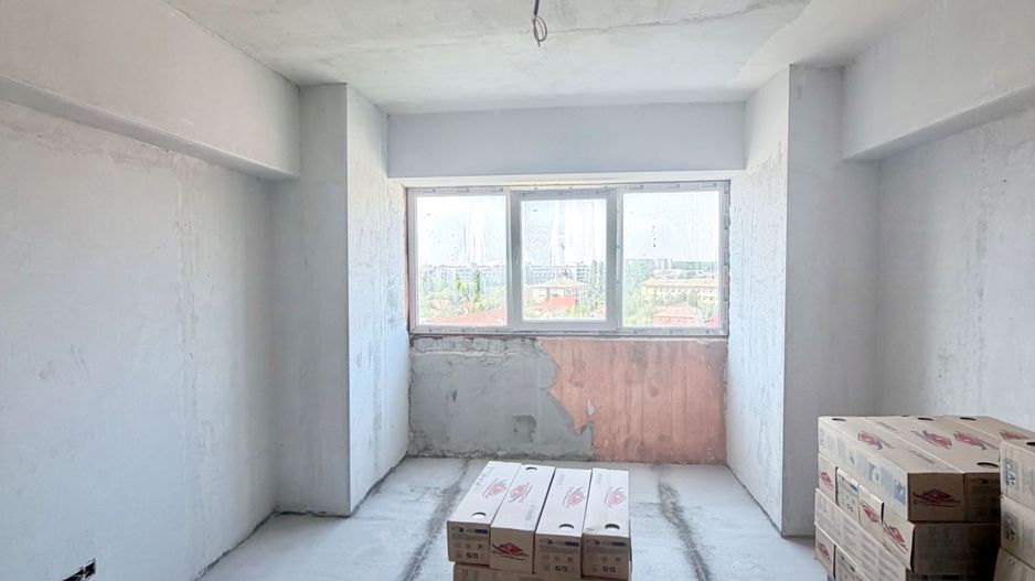 APARTAMENT SPATIOS CU VEDERE PE 2 PARTI - Poză 8