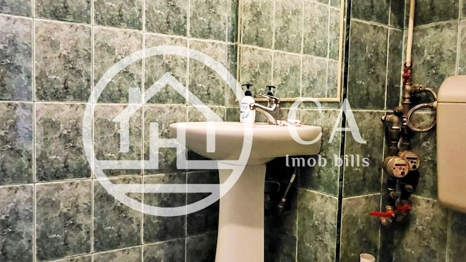 Apartament de închiriat cu 3 camere în zona Rogerius, Oradea - Poză 8