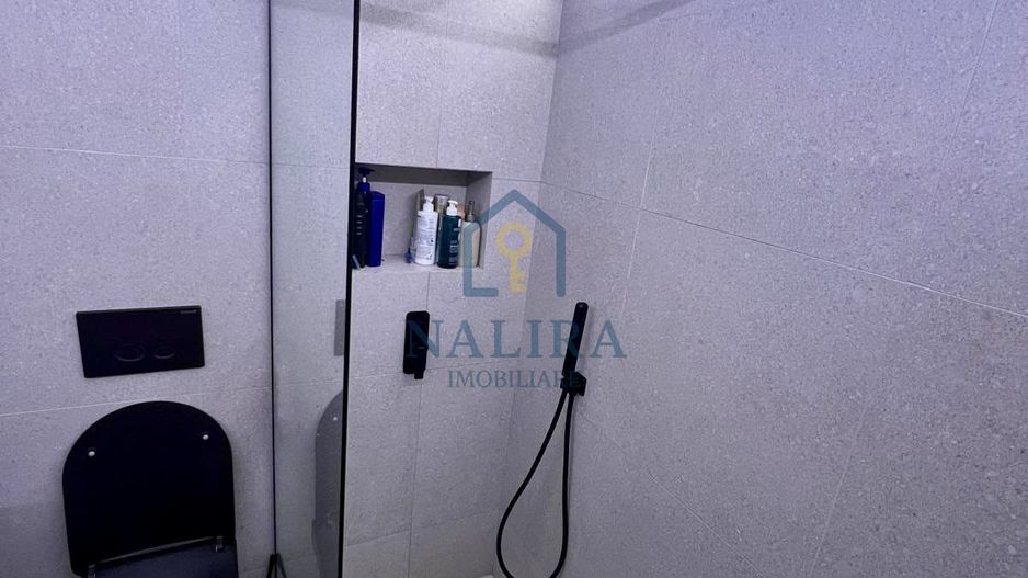 Apartament ultracentral cu terasă spectaculoasă - Poză 5