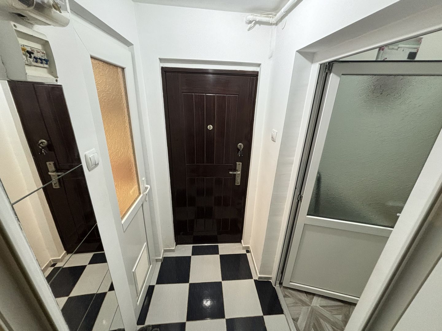 Apartament bloc rusesc | Teiul Doamnei - Poză 7