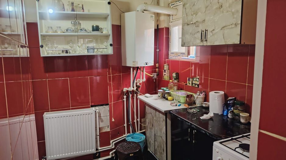 Apartament 2 camere, 60 mp, centrală proprie, vilă - Poză 5