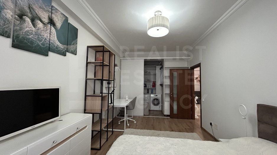 Chirie, apartament, 3 camere, str. Nicolae Testemițanu, Botanica - Poză 1