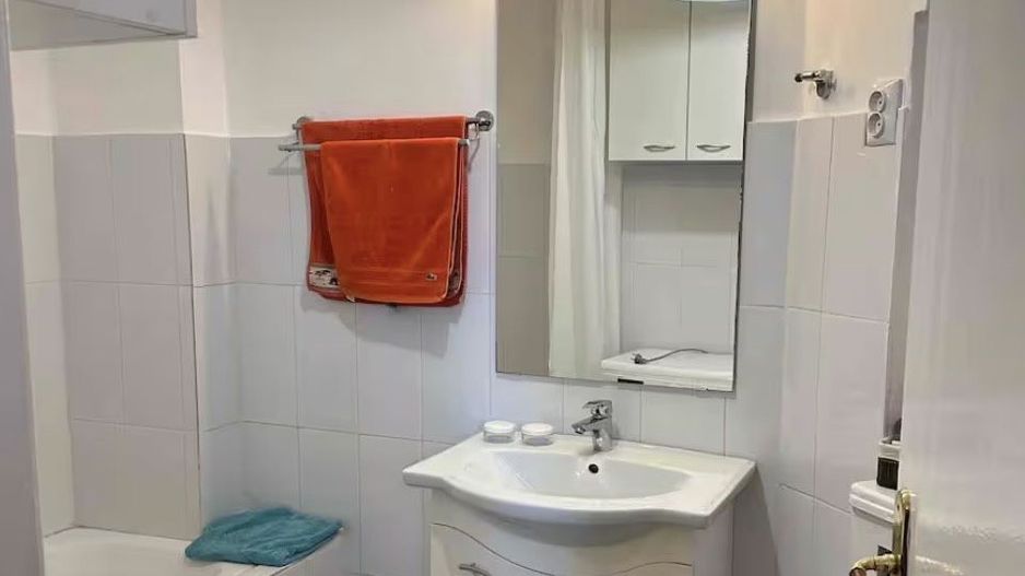 GARSONIERĂ RENOVATĂ | 43 MP | ETAJ 1 | COMPLET MOBILATĂ | LIFT - Poză 5