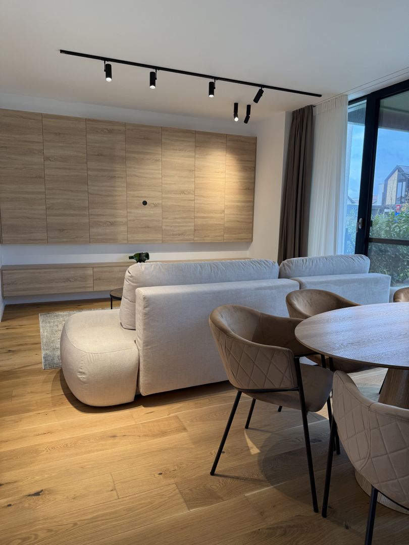 Vila tip UV03 mobilata complet in Amber Forest-prima inchiririere - Poză 7