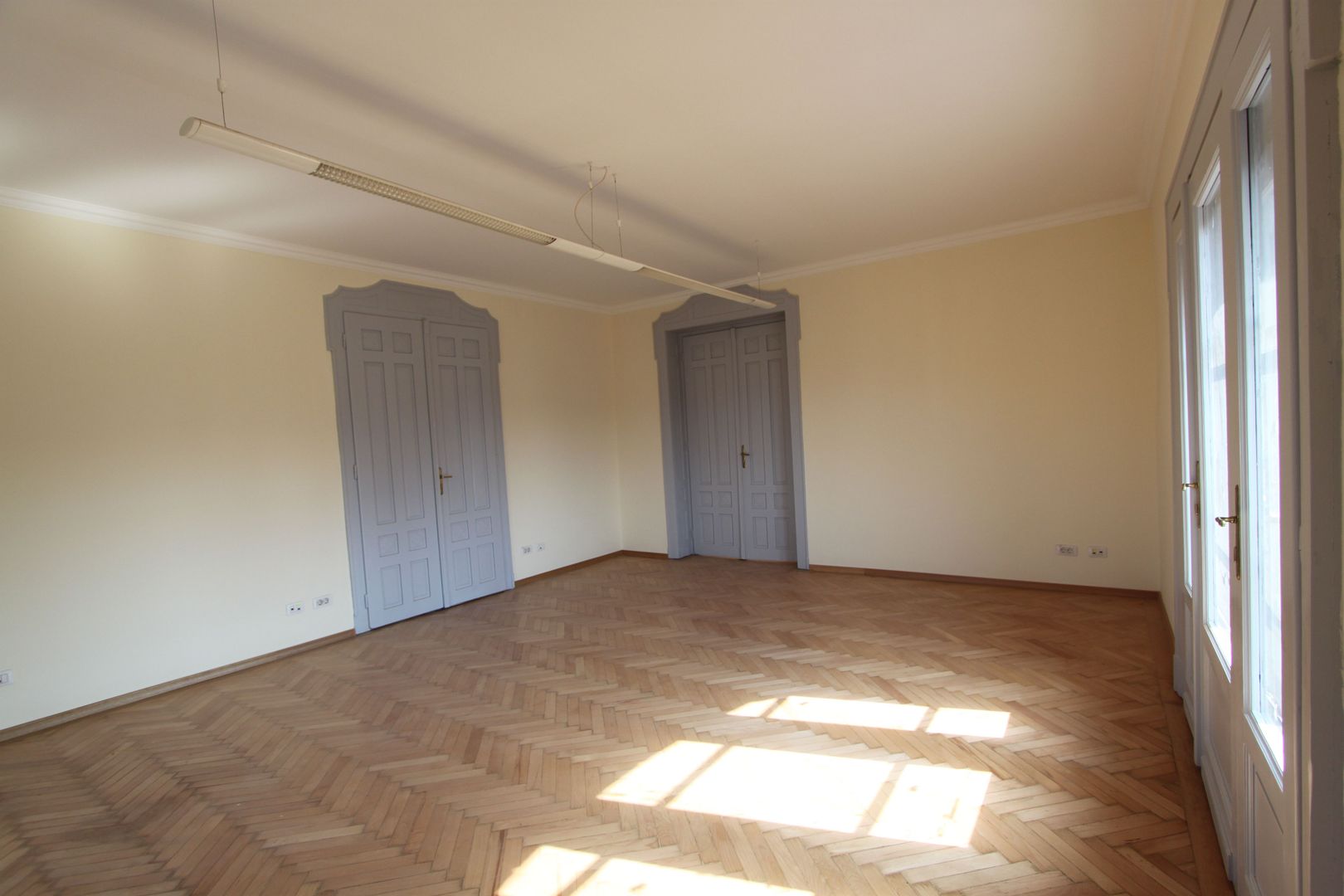 Birou ultracentral : 180 mp - Poză 5