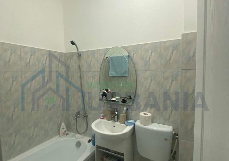 Închiriez Garsonieră – # (Zona Piata Nicolina) - Poză 2