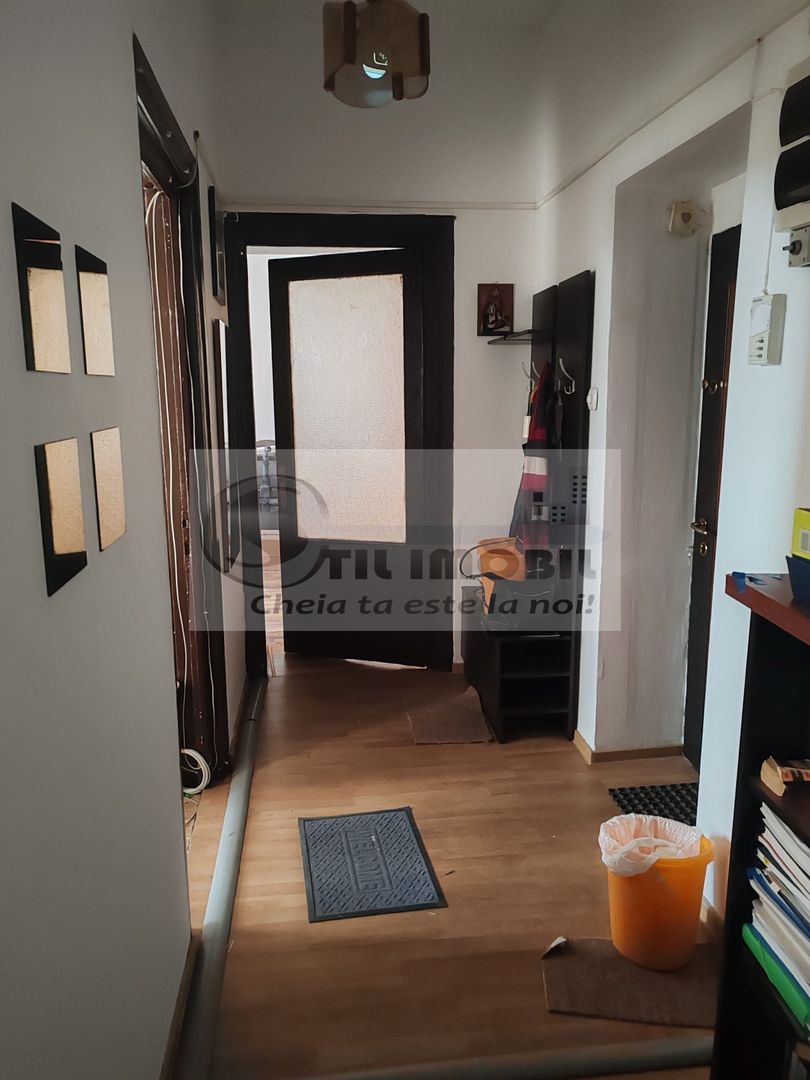 Apartament 2 Camere Centru - Copou Blocuri Rusesti - Poză 2