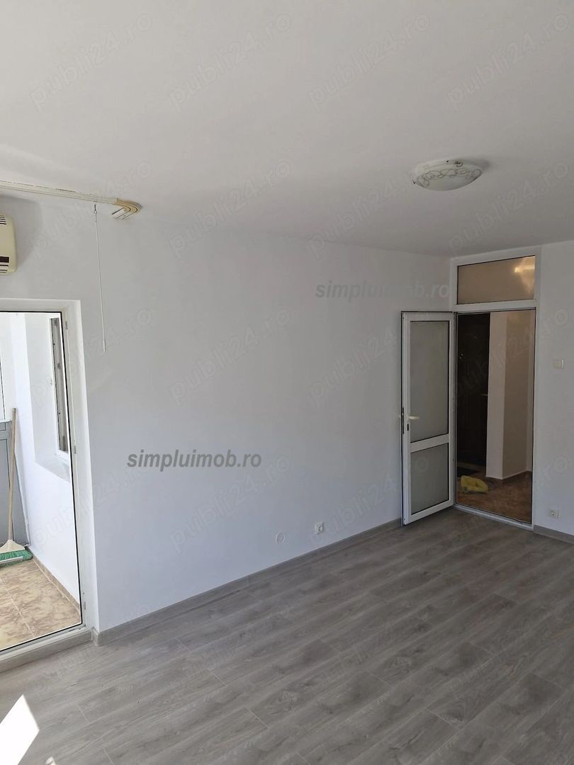 Decomandata Garsoniera Metrou Dristor - Poză 7