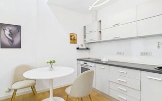 APARTAMENT FRUMOS CU 3 CAMERE LA INCHIRIERE IN COMPLEXUL ONE - Poză 3