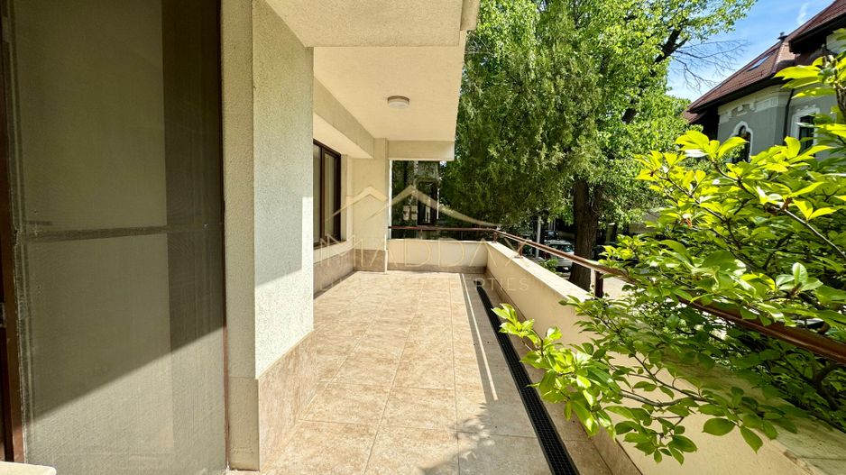 Apartament cu 4 camere 250mp* 2 parcări subterane / Dorobanti-Capitale - Poză 4