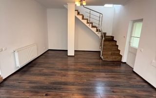 ​Vilă superbă de închiriat în Corbeanca (Sat Stratu) – Curte generoasă - Poză 4